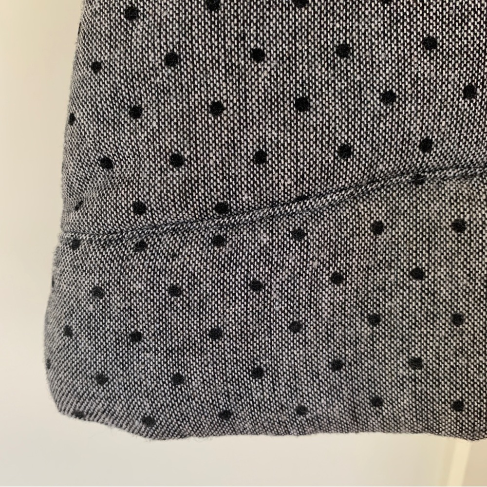 Fun and Cozy Liz Claiborne Polka Dot Vest - Picture 3 of 10
